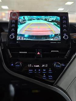 تۆیۆتا کامری